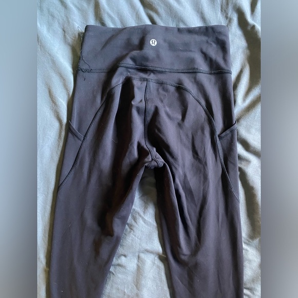 Lululemon wonder train tights - Picture 2 of 3